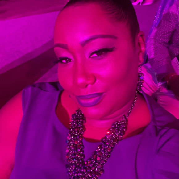 Meet your Posher, Kimmi - Picture 8 of 12